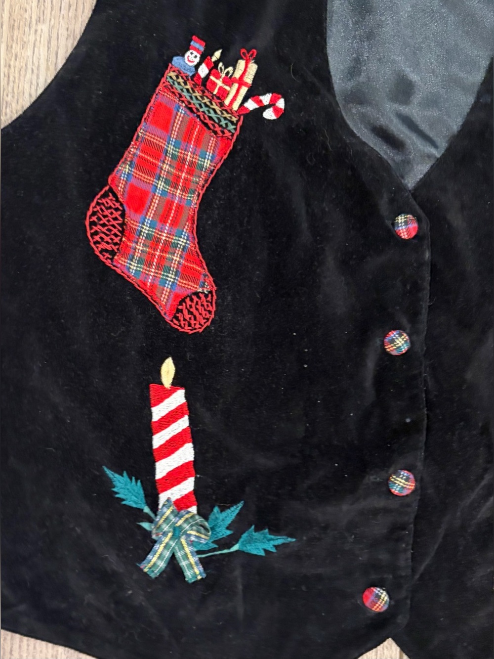 Vintage CLEO Christmas Holiday Vest Black Velvet Embroidered Teddy Bear XL - Picture 4 of 10